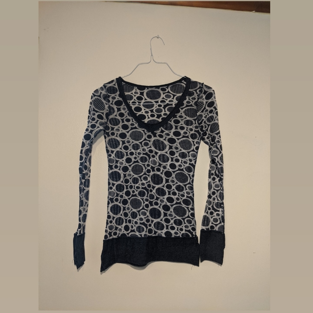 Vanity | Size L | Blue and Grey Long sleeve Shirt